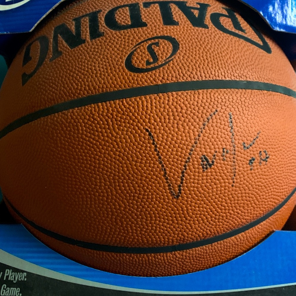 Anderson Varejao with Cleveland Cavaliers, Autographed Basketball